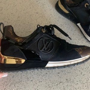 Louis Vuitton Sneakers